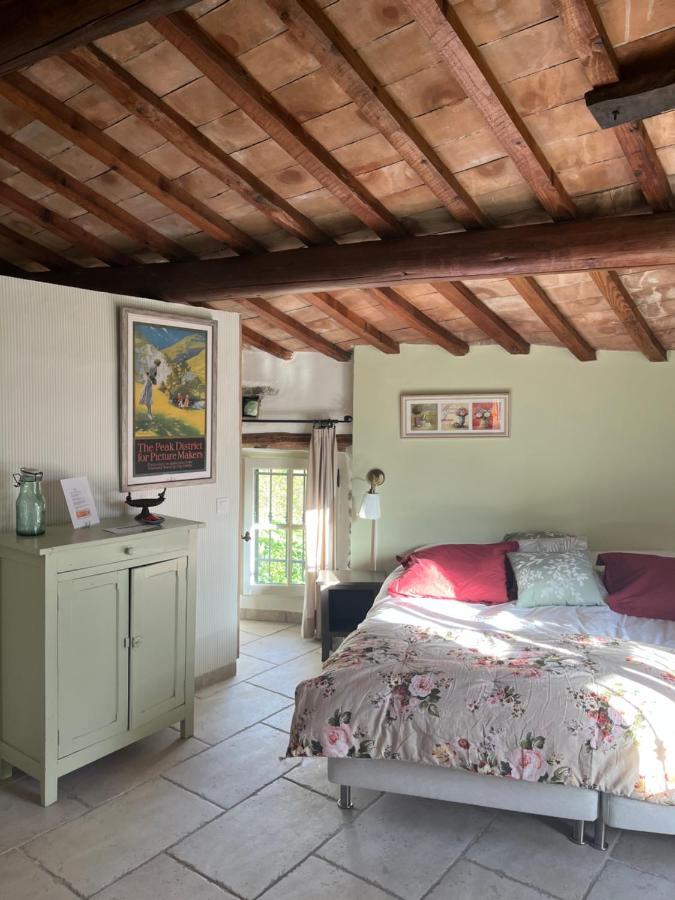 Mas Lou Parpaioun Bed and Breakfast Crestet Exteriör bild