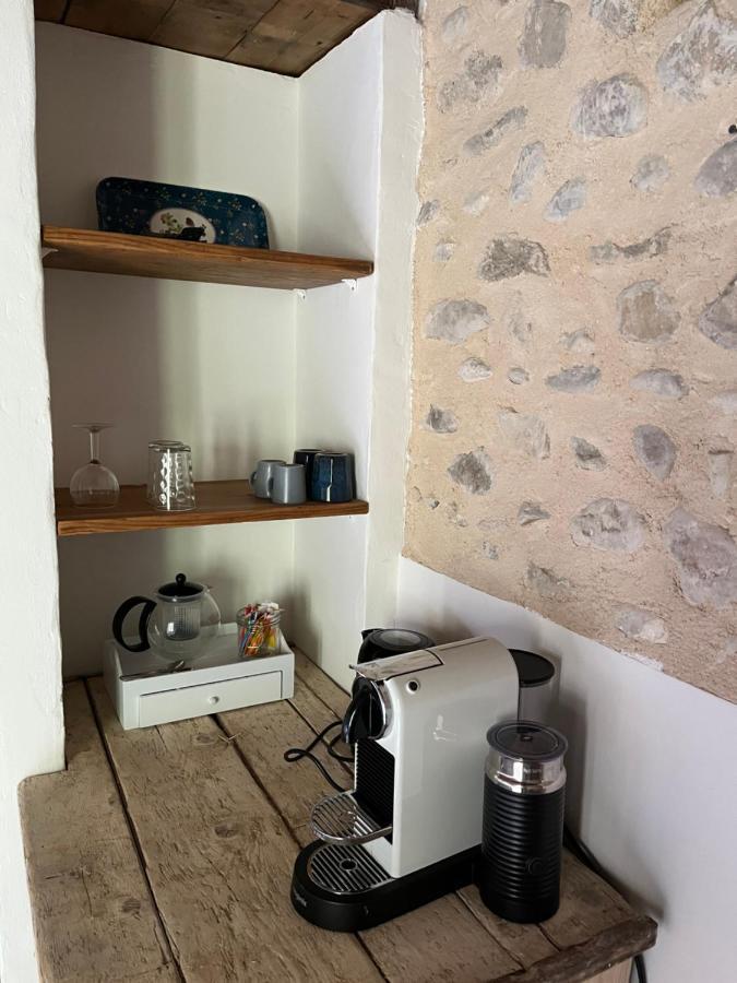 Mas Lou Parpaioun Bed and Breakfast Crestet Exteriör bild