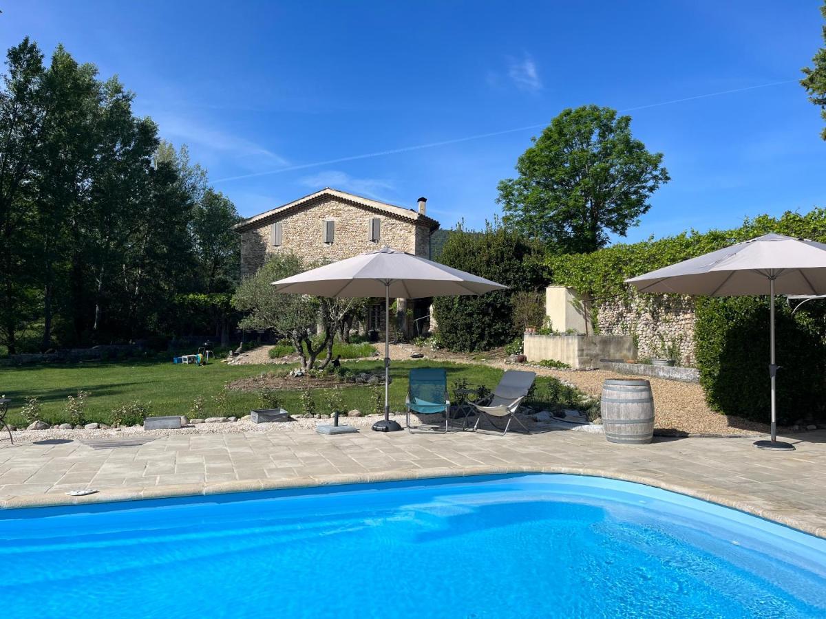 Mas Lou Parpaioun Bed and Breakfast Crestet Exteriör bild