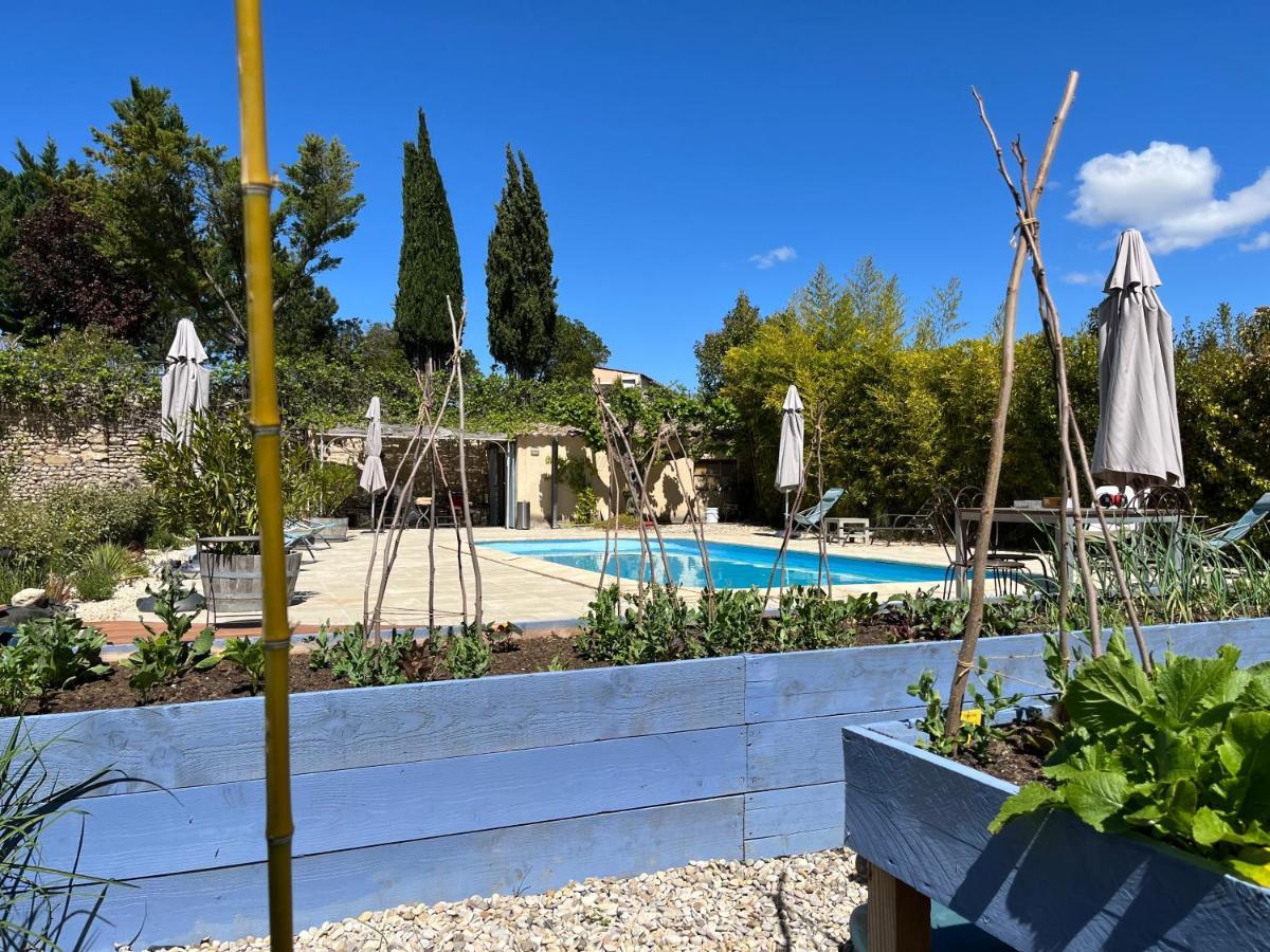 Mas Lou Parpaioun Bed and Breakfast Crestet Exteriör bild